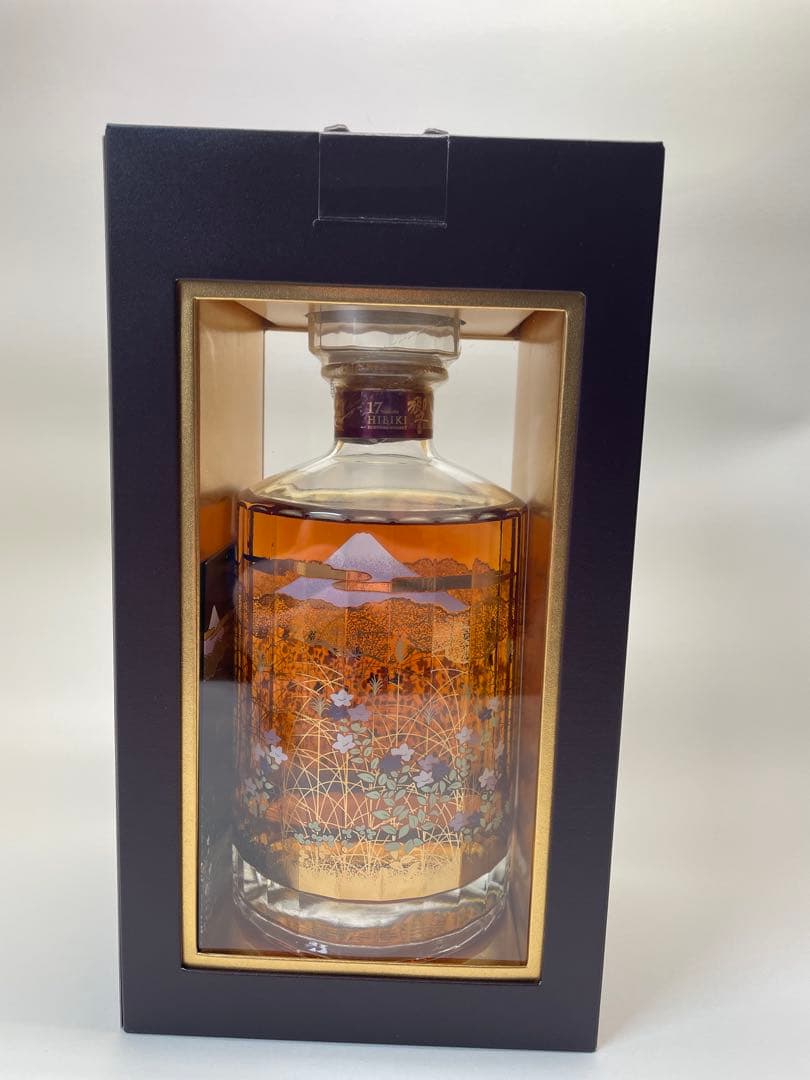 サントリーウイスキー　響17年　限定意匠ボトル　武蔵野富士　箱付