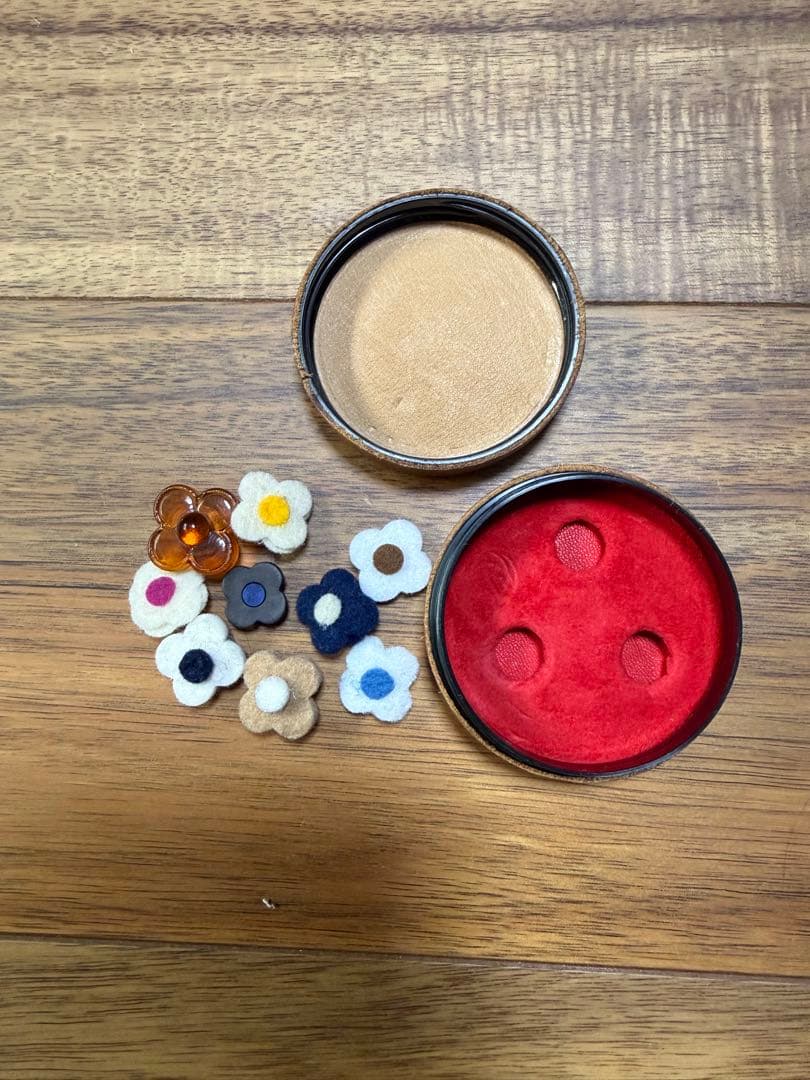 LARDINI ブートニエール9個＋レザーケース＋ショップバッグ