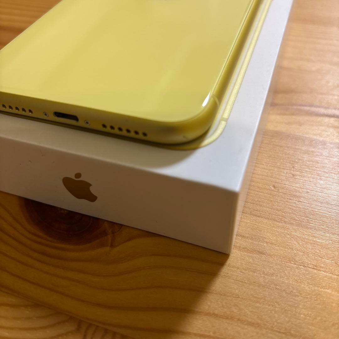 Apple iPhone 11 64GB イエロー 本体