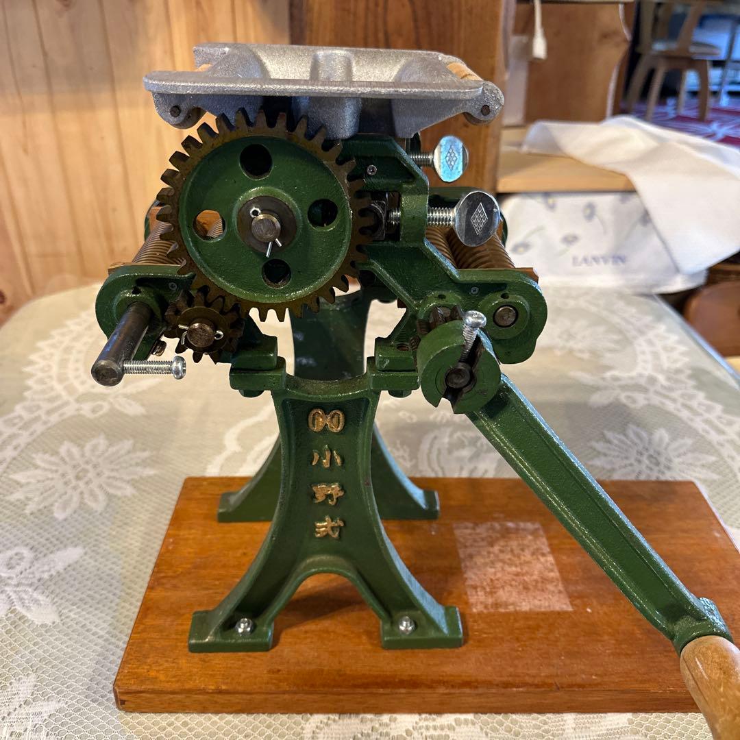 小野式1号型両刃製麺機