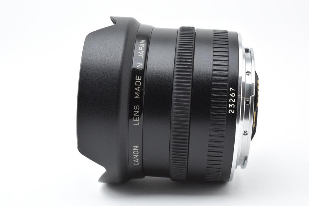 ★美品★ Canon EF 15mm F2.8 FISHEYE 魚眼レンズ