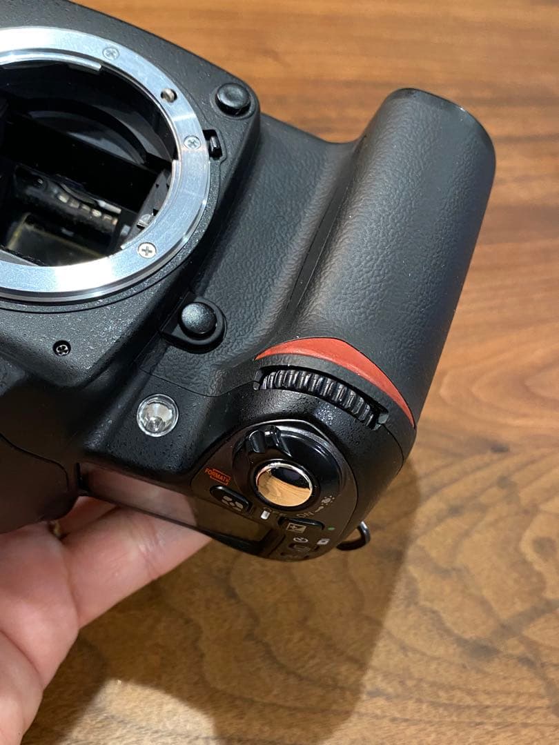 Nikon D80 CCDデジタル一眼レフ 2000枚台　動作品