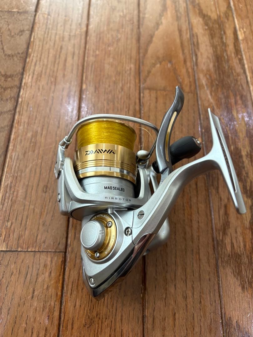 ダイワ　トライソ2500LBD