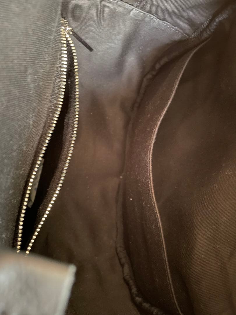 【美品】ikot レザー丸型バッグM シルバー