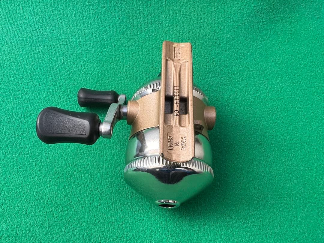 ゼブコ　ZEBCO ゴールド 11 Gold 11 スピンキャスト　付属品有