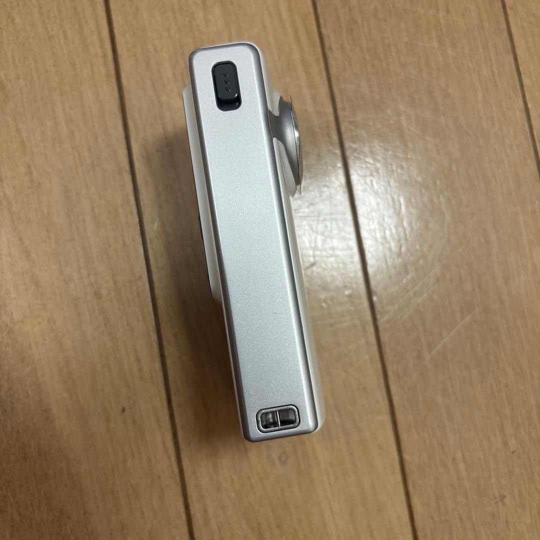 Flip video ビデオカメラ 本体