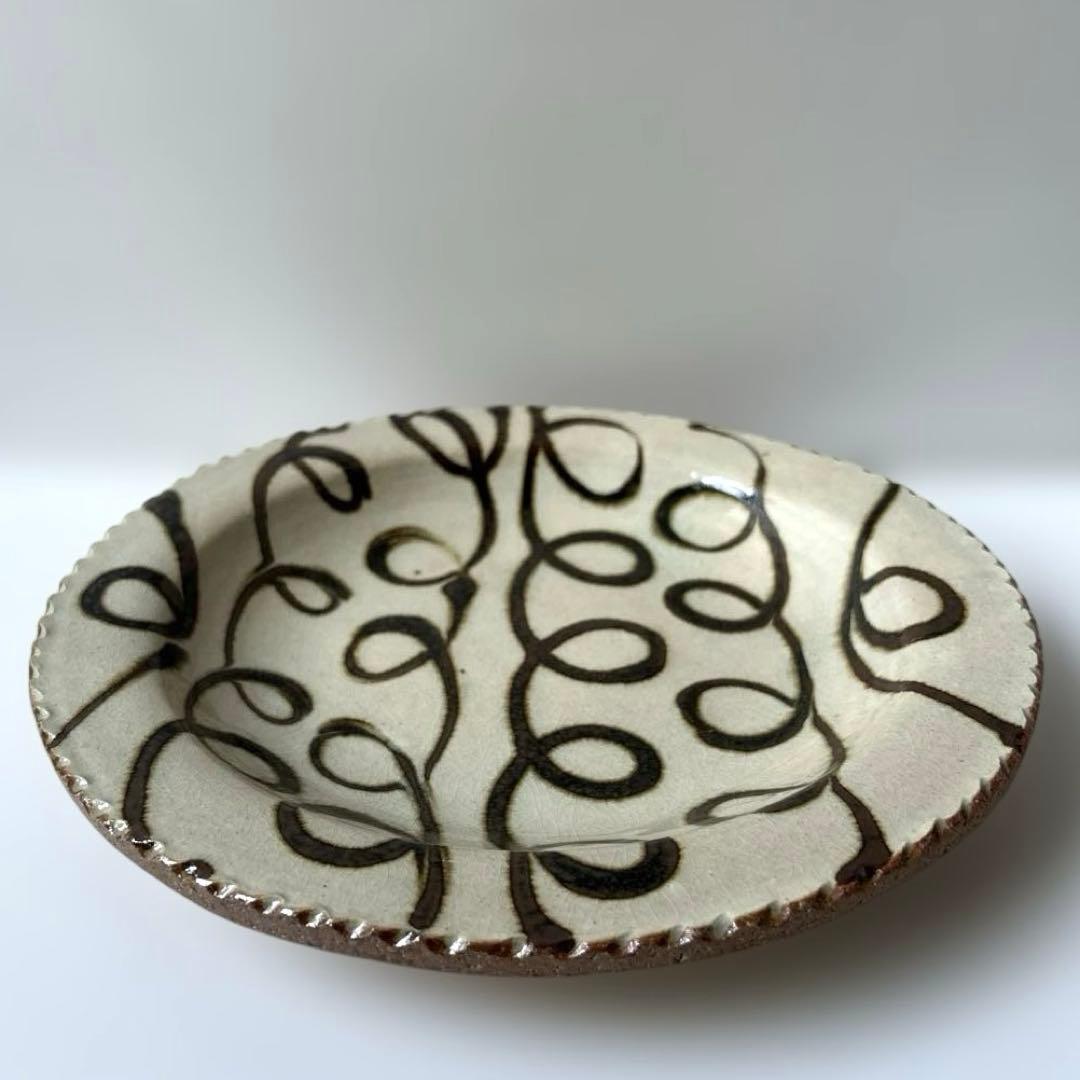 前野直史さん　スリップリム皿1個