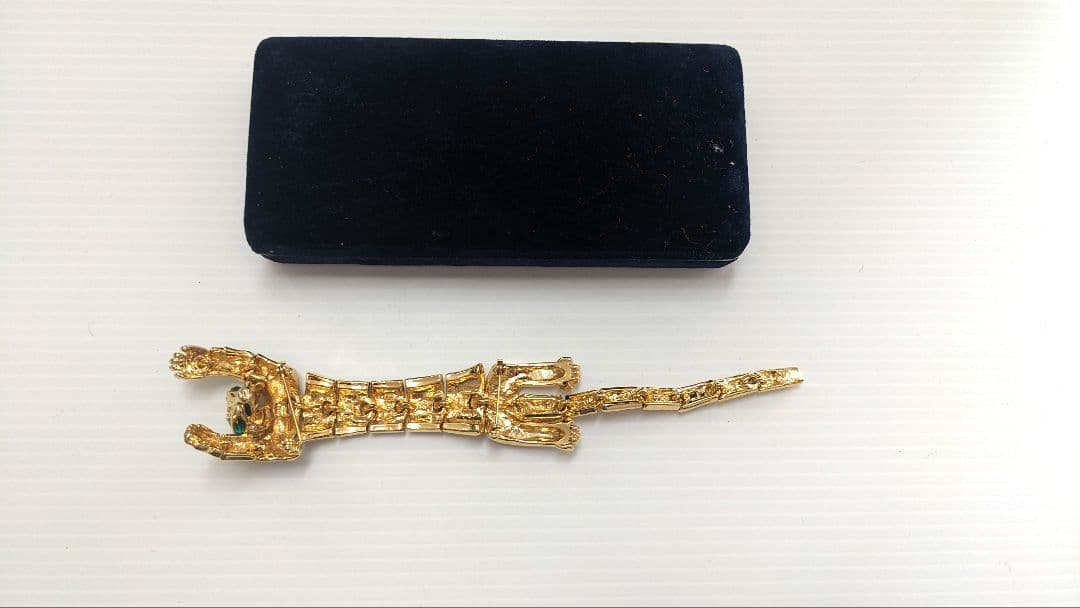 【美品】ヴィンテージ グリーンアイ 豹 ブローチ アクセサリー