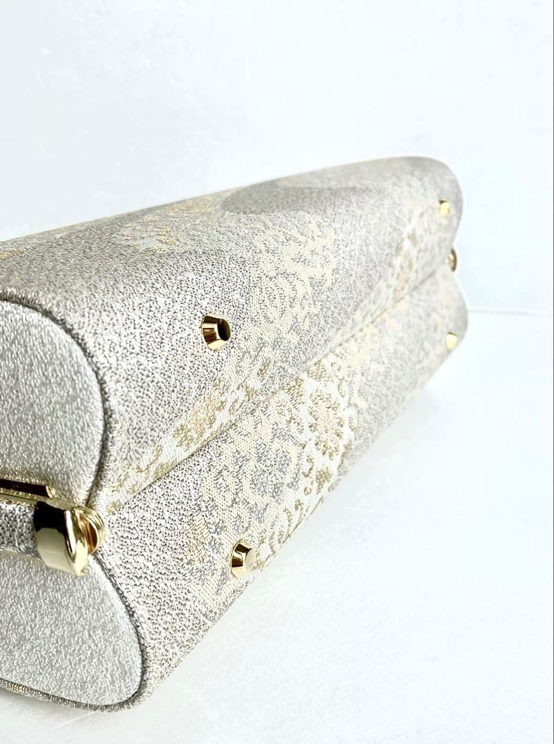 高級和装バック草履セット ホワイトシルバーに金銀糸 上品で聡明な佇まい ご入学式