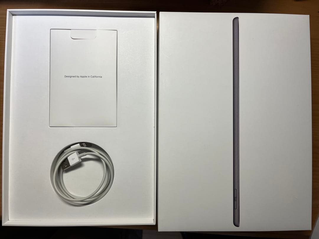 美品iPad 第7世代 Wi-Fi 32GB ケース ACアダプタ付