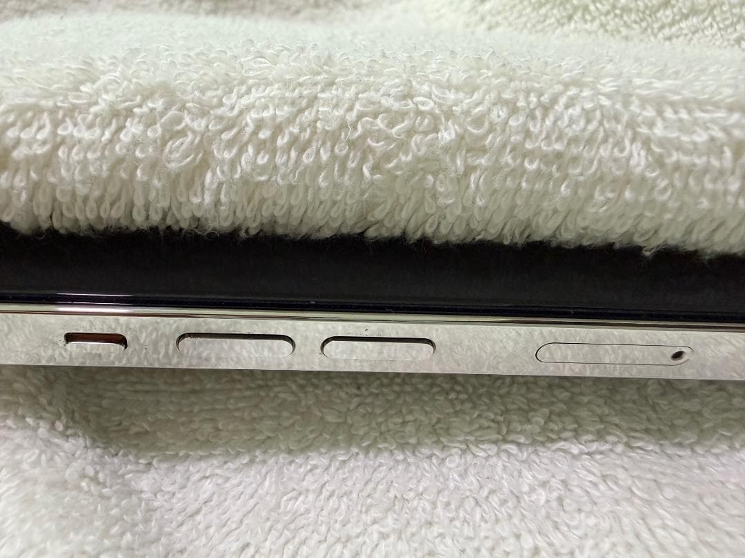 iPhone 13 Pro 128GB シルバー SIMフリー