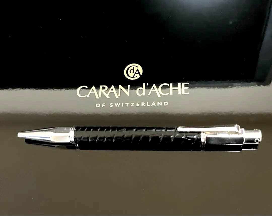 カランダッシュ　バリアスシリーズ　ボールペン　アリゲーター 黒