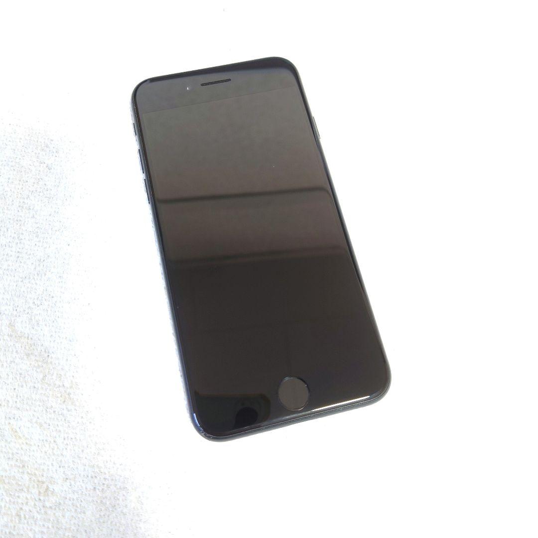 Apple iPhone SE3 64GB SIMフリー 美品 新品電池 キレイ