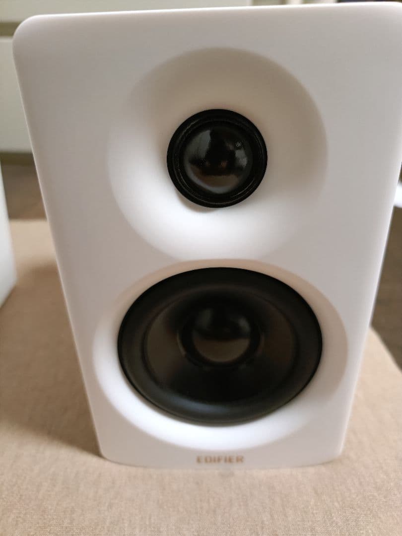 スピーカー・ウーファー EDIFIER M60