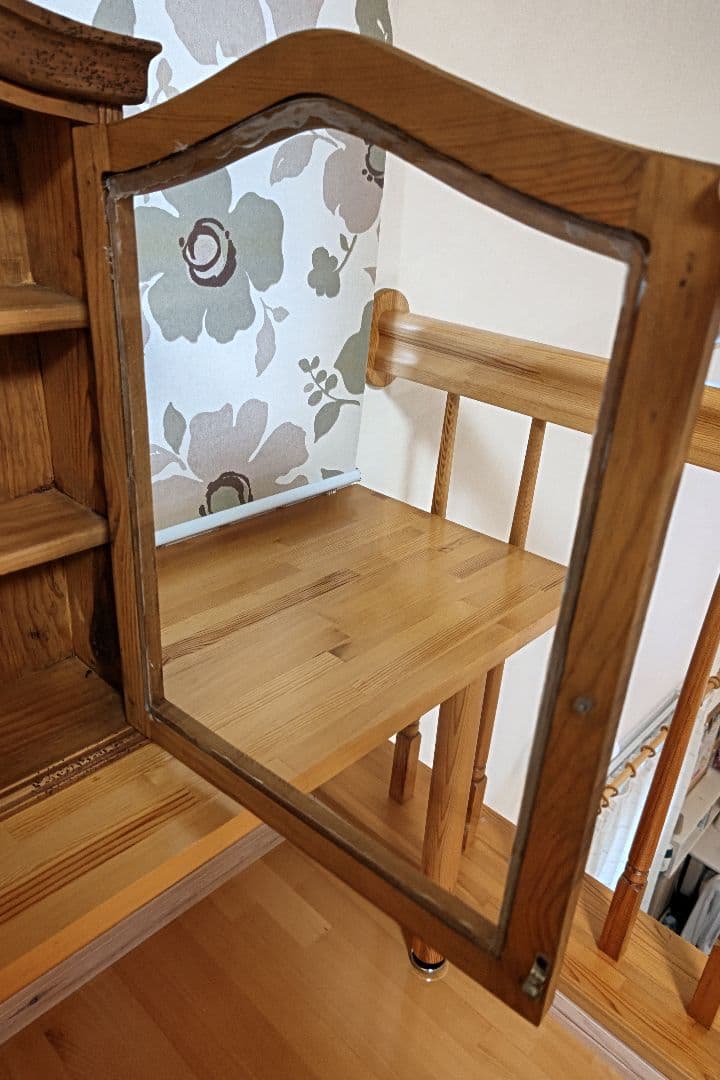 飾り棚 、 カントリー家具 、ガラスケース、コレクションケース