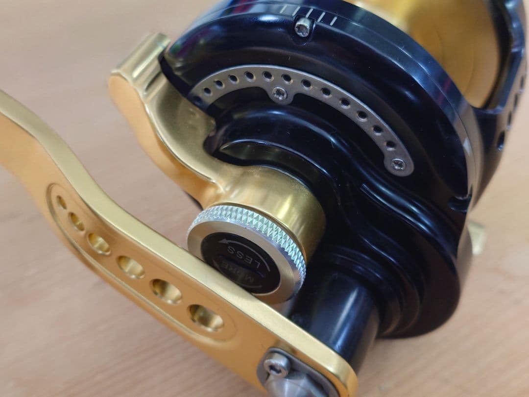 レ*ー様 【中古美品】オーシャンフリークス　キャプチャ60HG　右巻き