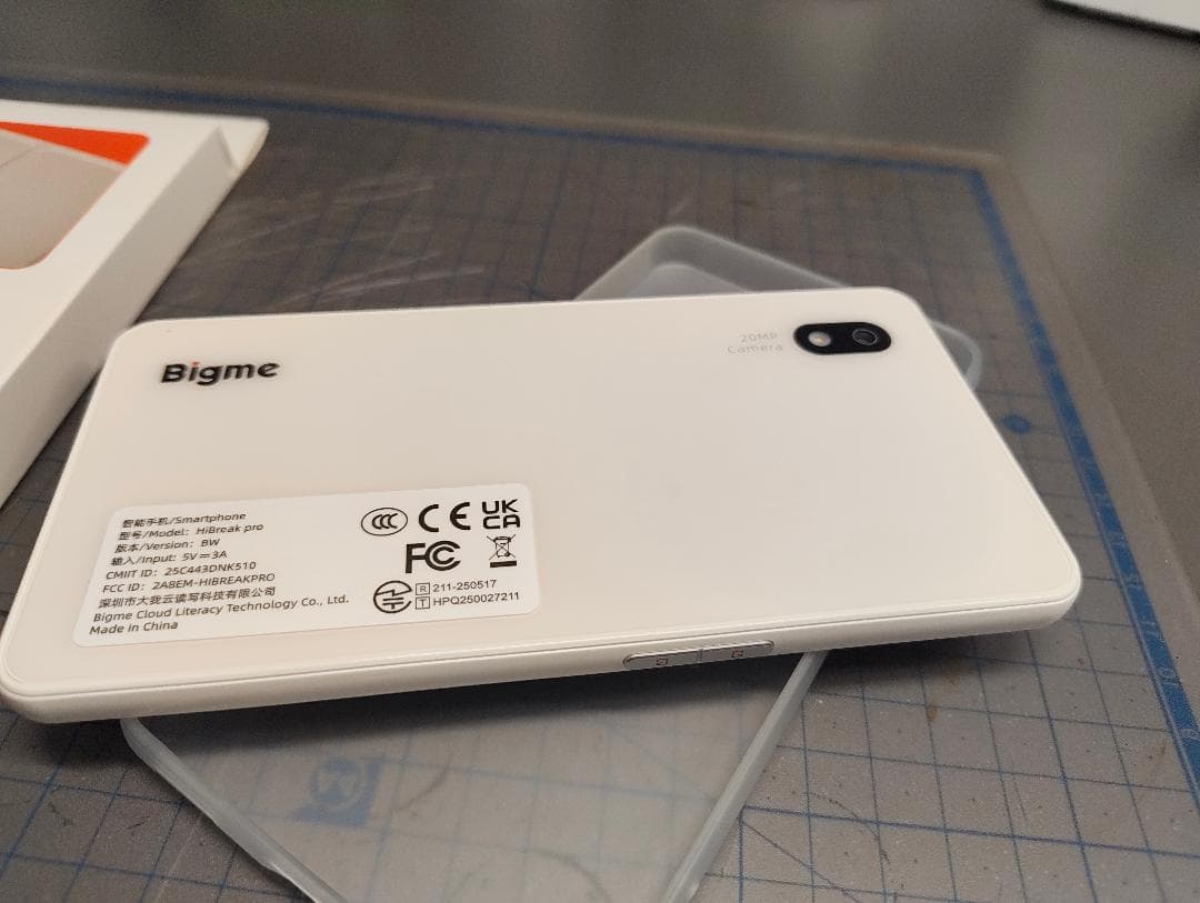 Bigme HiBreak Pro 6.13インチ 8+256GB ホワイト