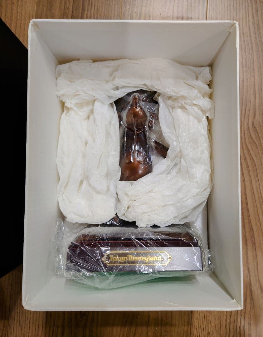 【新品】東京ディズニーランド　ミッキーマウスブロンズ像【未使用】