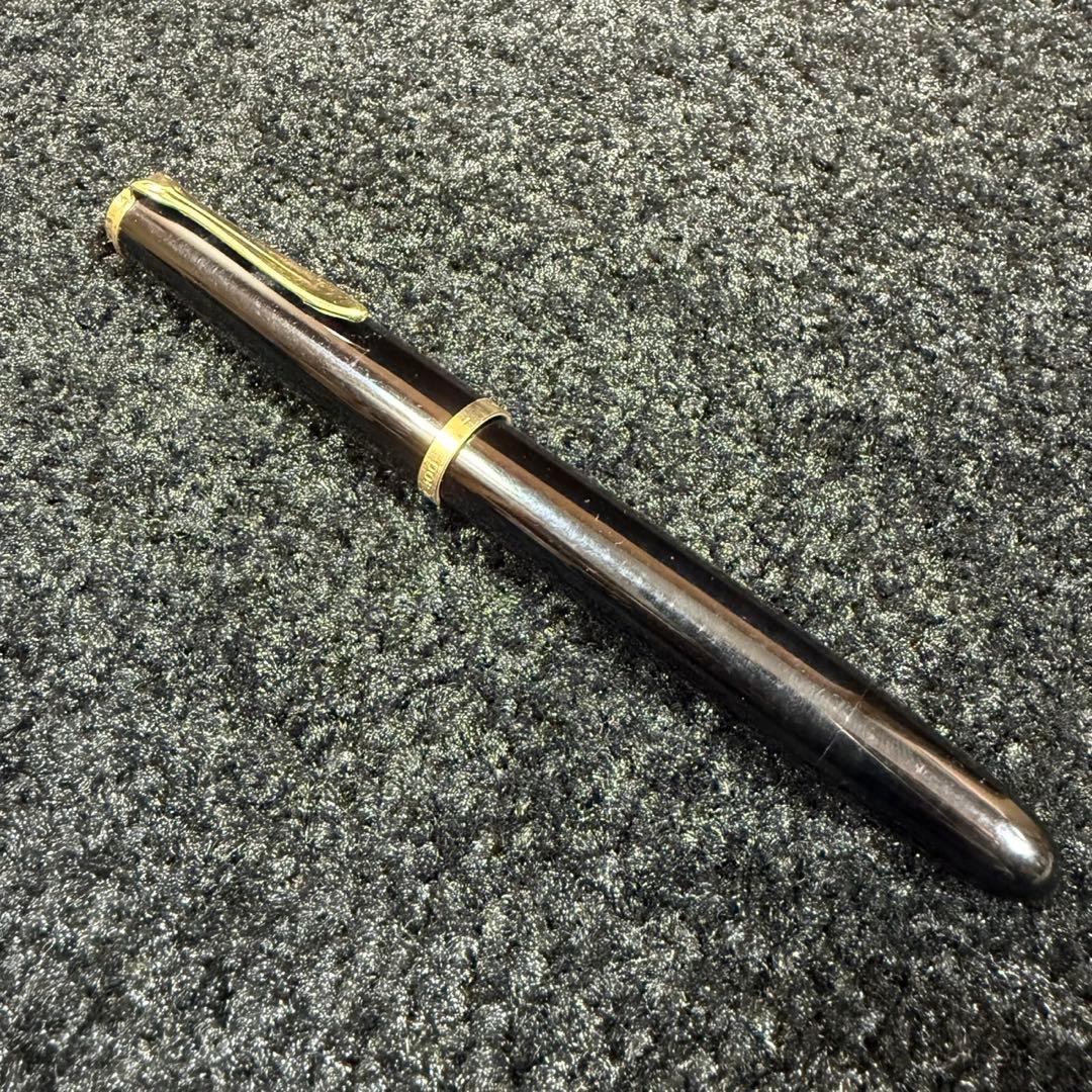 ペリカン　万年筆　PELIKAN　400　14C-585　GERMANY　黒色