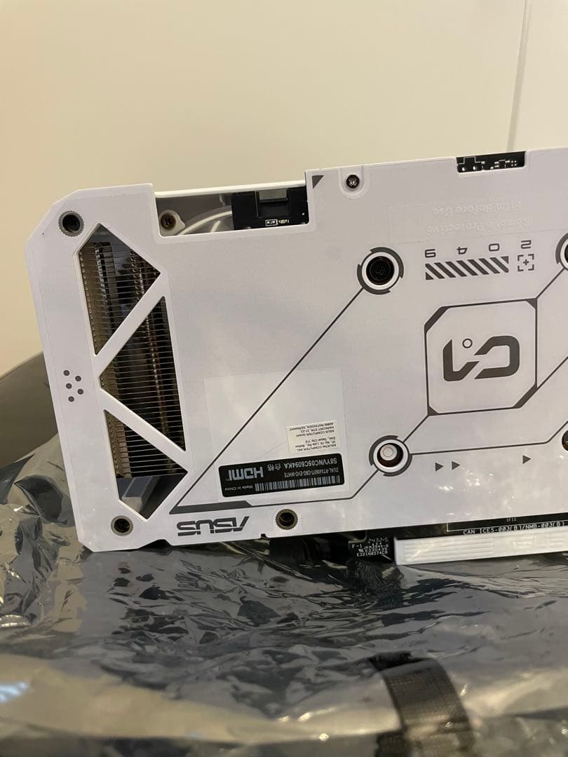 グラフィックボード・グラボ・ビデオカード ASUS DUAL-RTX4060TI-O8G-EVO-WHITE