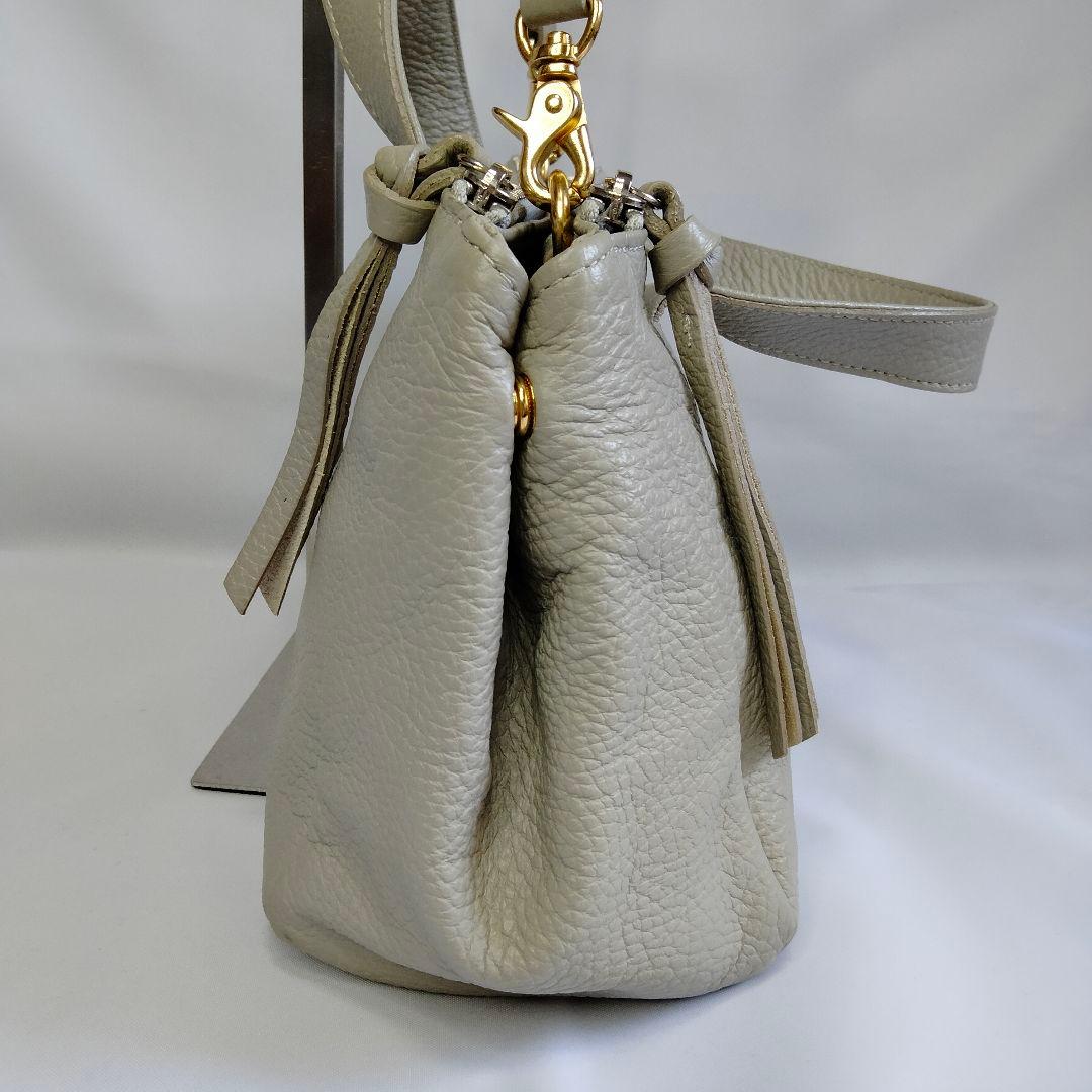 ヴィヴィアンウエストウッド ショルダーバッグ ハンドバッグ グレー オーブ