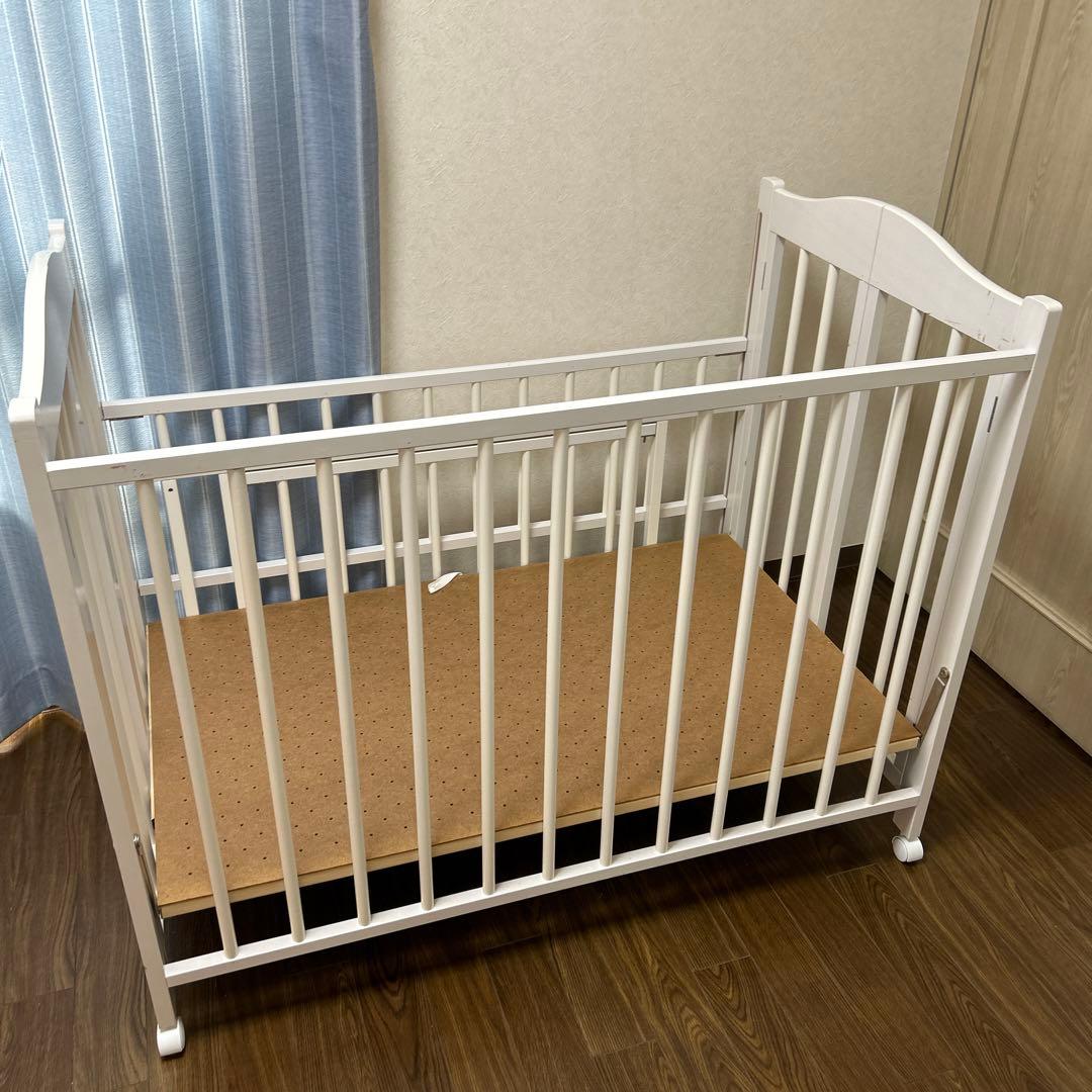 ベビーベッド チェリッシュ　ホワイト　引き取り希望　配送相談