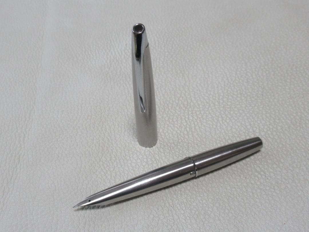 ◆希少 美品 1972年製◆軸一体ニブ万年筆 パイロット ミュー μ F(細字