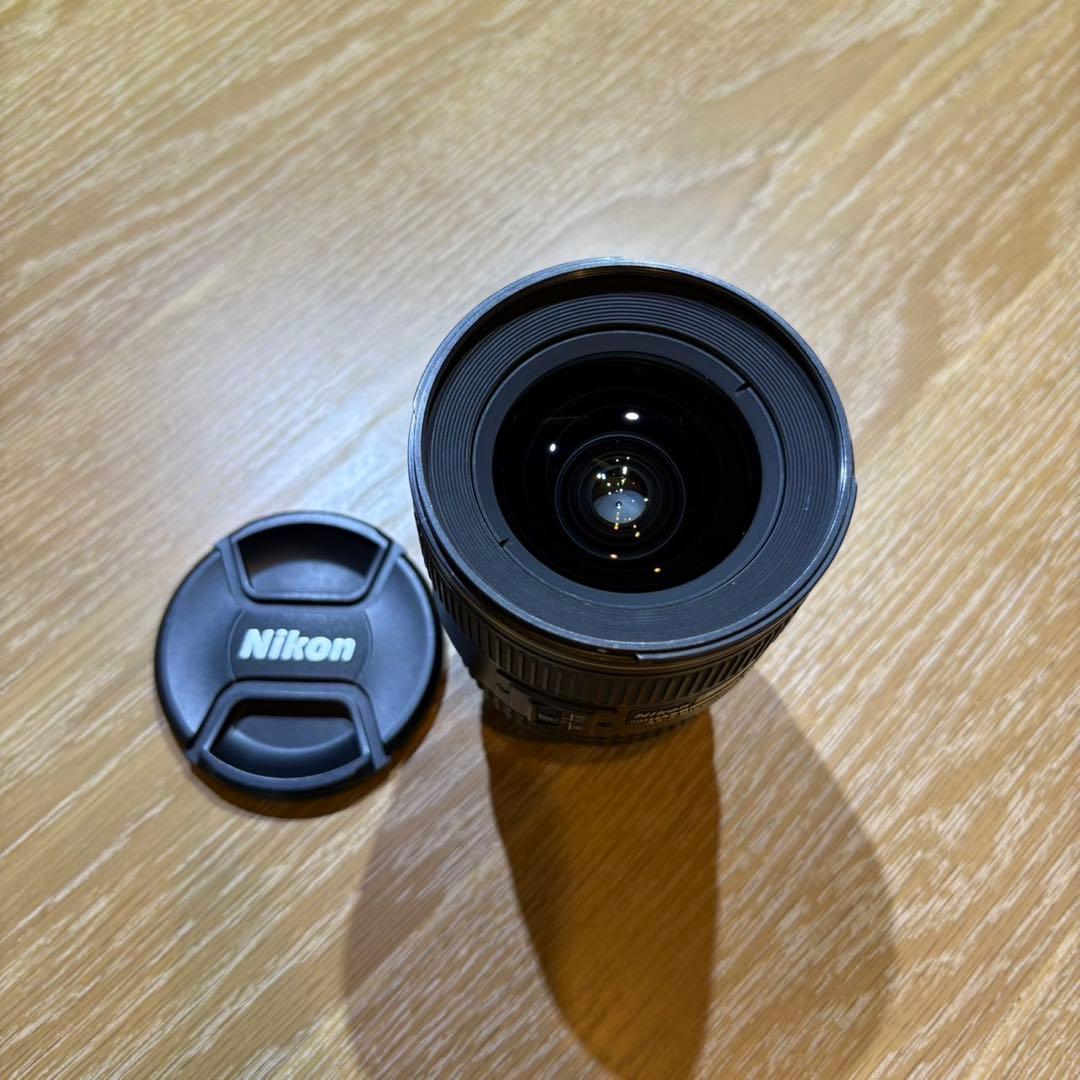 Nikon AF-S nikkor 17-35mm f2.8 ED ケース付