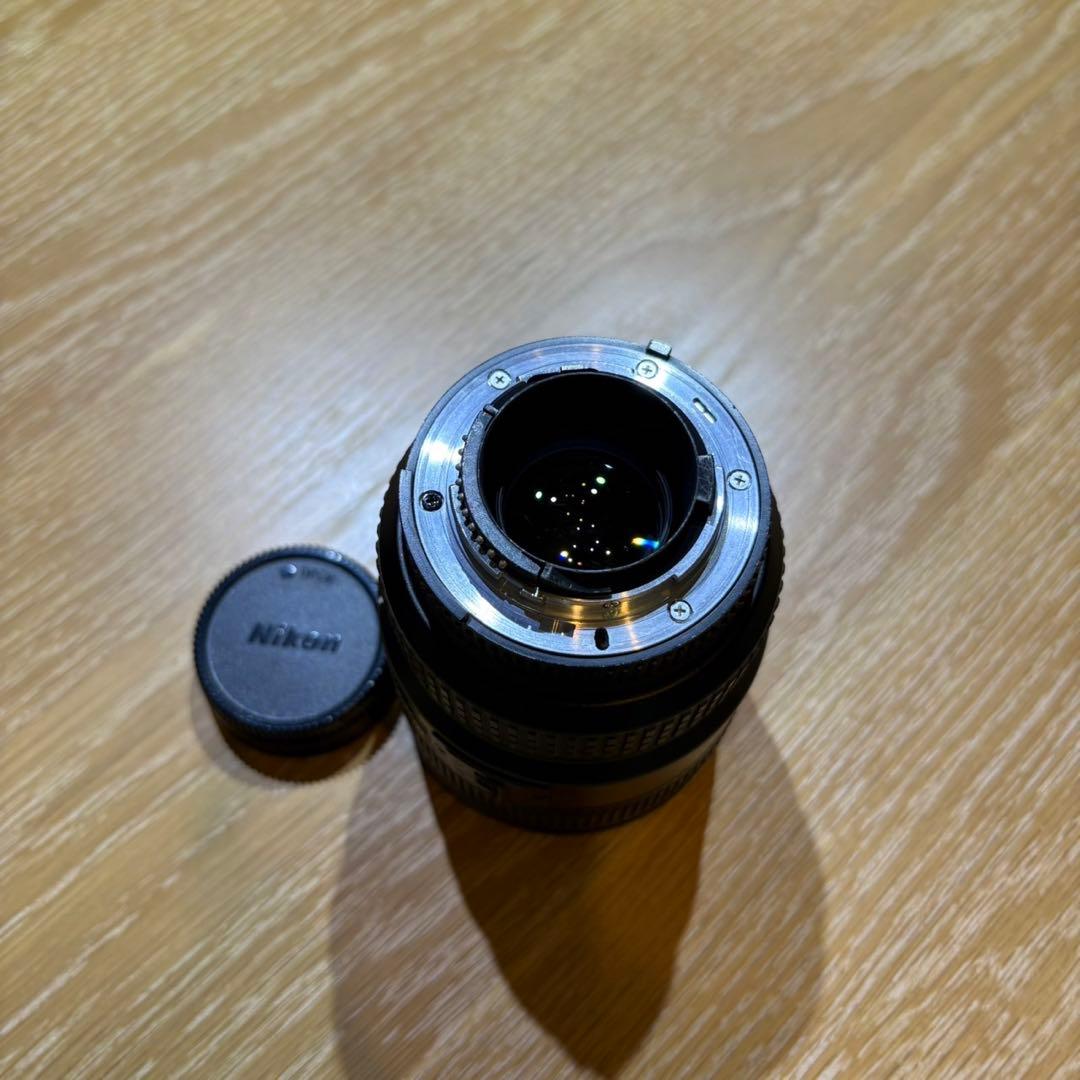 Nikon AF-S nikkor 17-35mm f2.8 ED ケース付