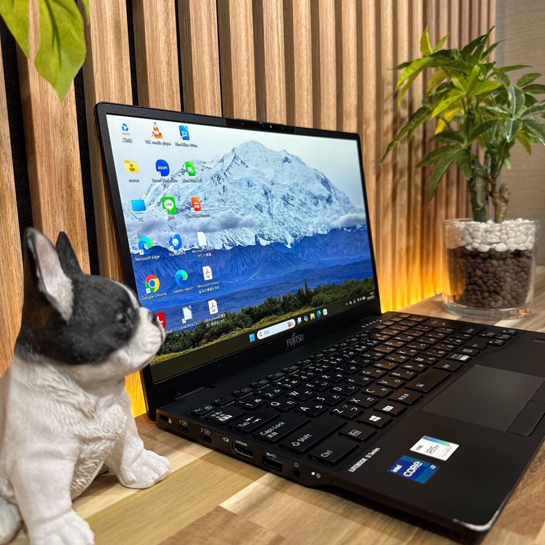 最上級品‼️LIFEBOOK☘️最高峰i7☘第11世代☘️フルHD☘最新ノートパソコン