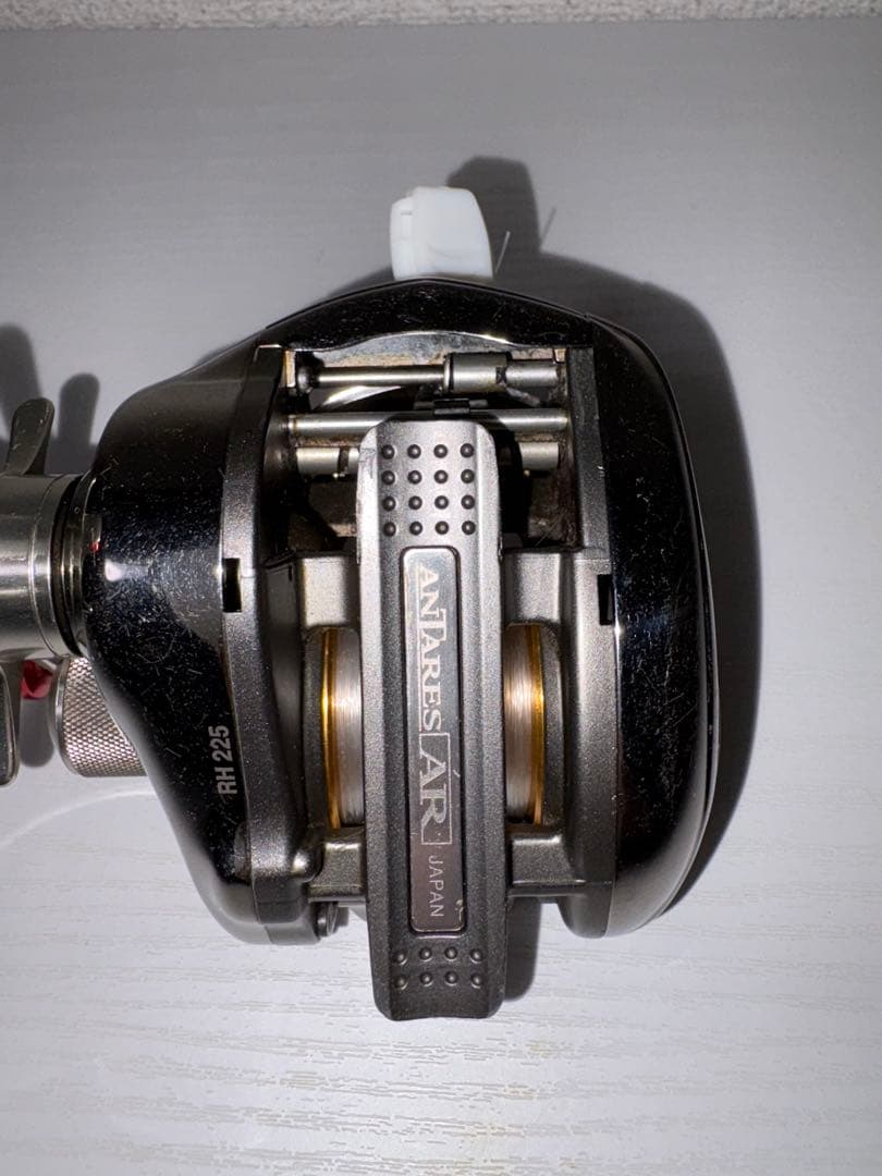 【専用】SHIMANO ANTARES AR RH225 ベイトリール　右