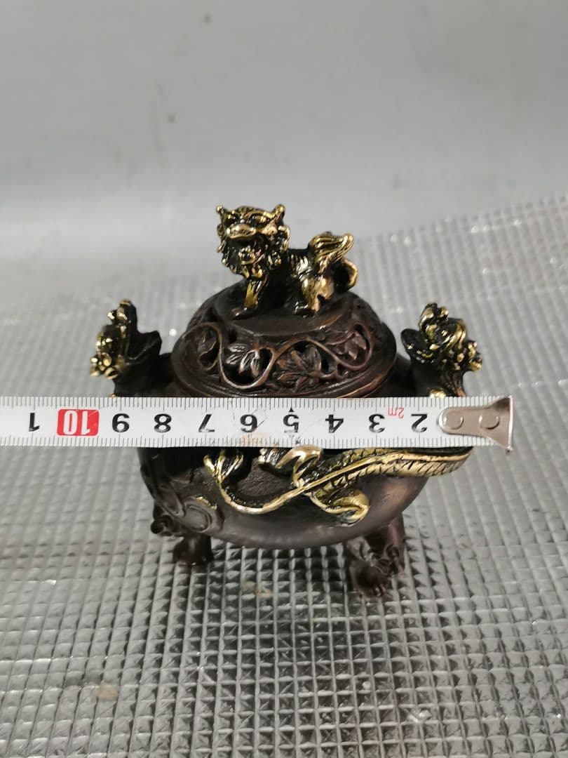铜 細工 狮子头十二支熏炉 三足香炉茶道香炉 装饰品 工艺品 置物