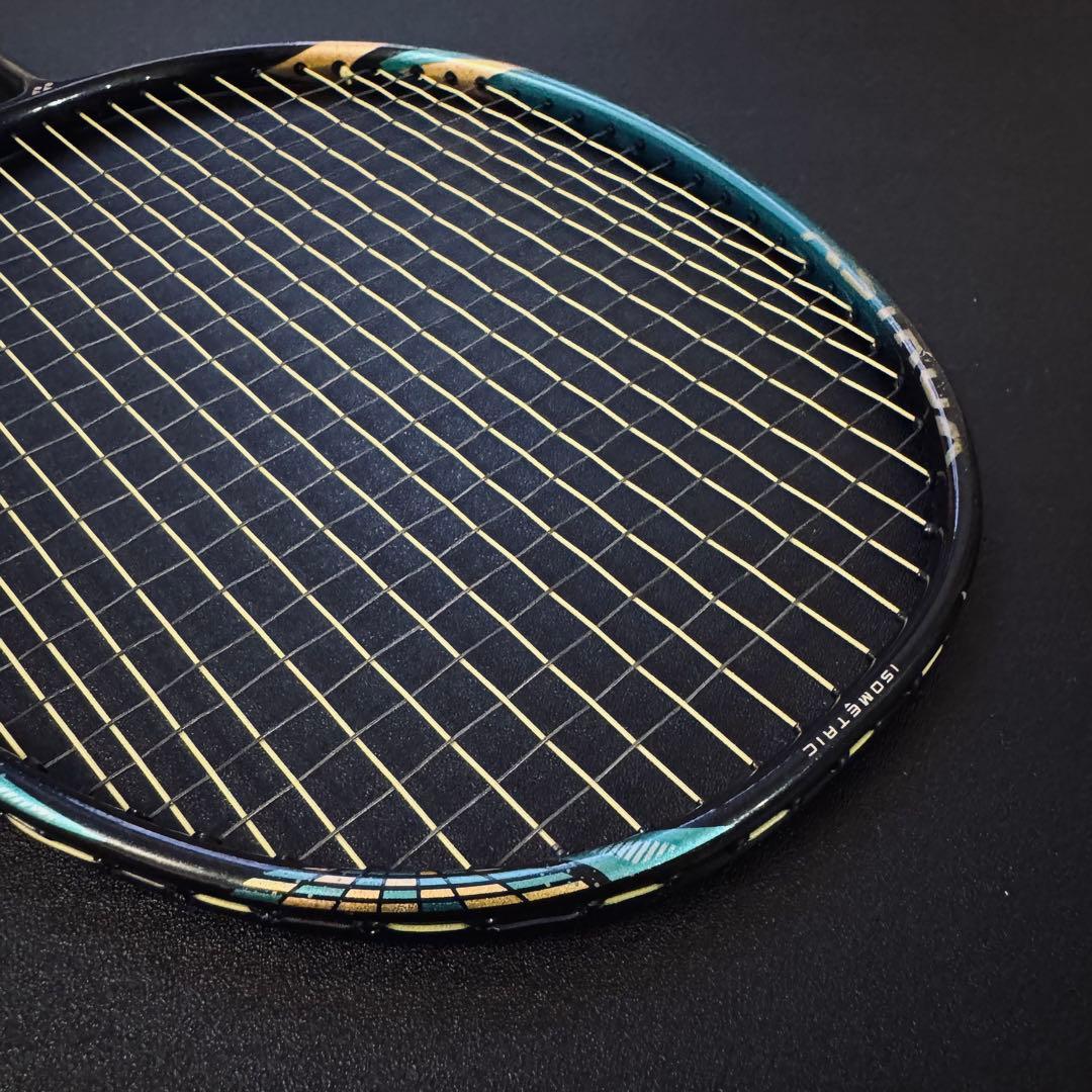 ヨネックス アストロクス88S PRO バドミントンラケット