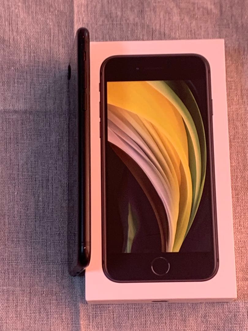 新品バッテリー交換済｜iPhone SE2 64GB ブラック SIMフリー