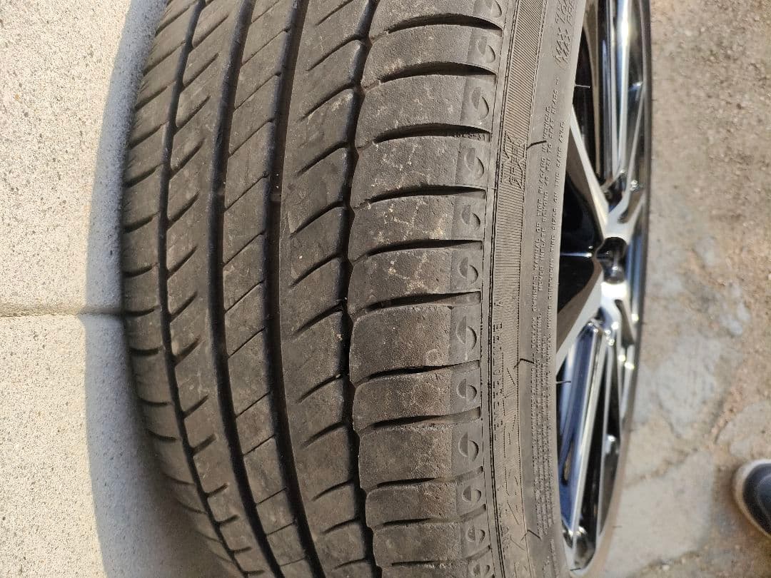 【ぴー】GR86 SZ 純正ホイール 純正装着タイヤ ①