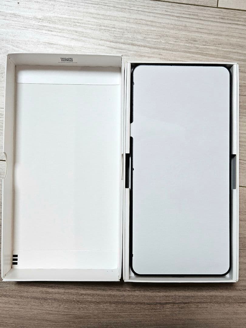 【新品未使用】AQUOS R8 pro 256GB SH-R80P