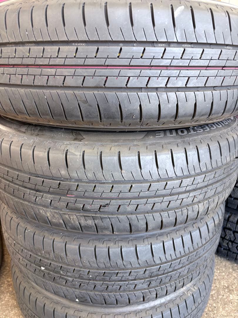 フィットRS 純正16インチ美品　タイヤ山かなりあり