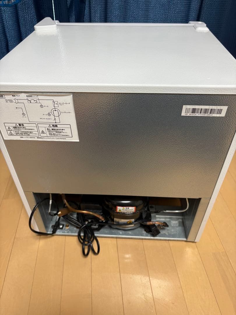 アイリスオーヤマ PRC-B051D-W ホワイト冷蔵庫 46L
