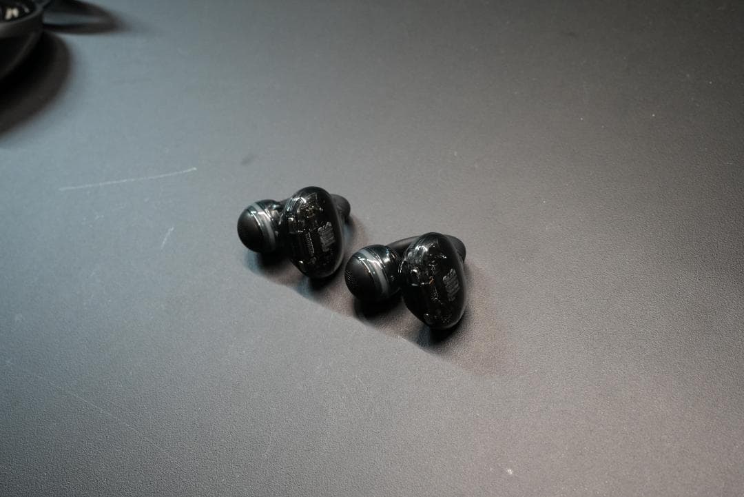 【視聴のみ美品】JBL Soundgear Clips ブラック