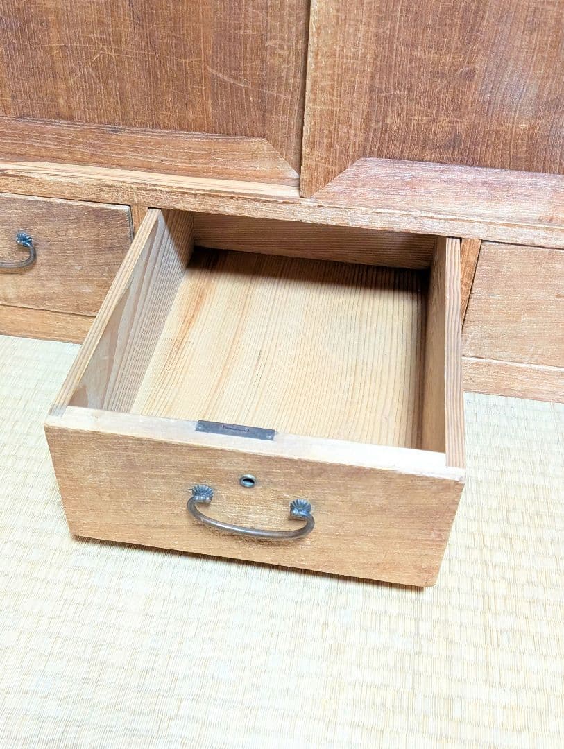 【直接引取可】昭和レトロ 桐の茶箪笥 持ち手付 飾り棚 アンティーク 八千代市