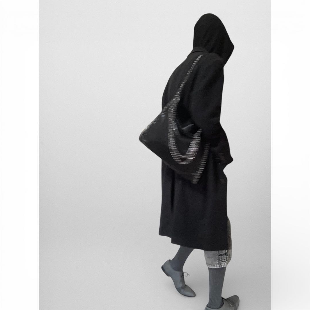 ひま CRACKED SHINY CHAIN BAG 766B