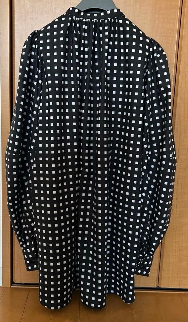 週末限定お値下げ1/23〜1/2523時迄 HYKE 2023AW 長袖ブラウス