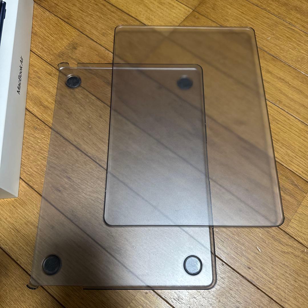 【美品】MacBook Air 13inch M2チップ　ミッドナイト