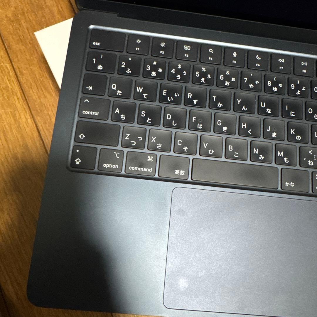 【美品】MacBook Air 13inch M2チップ　ミッドナイト