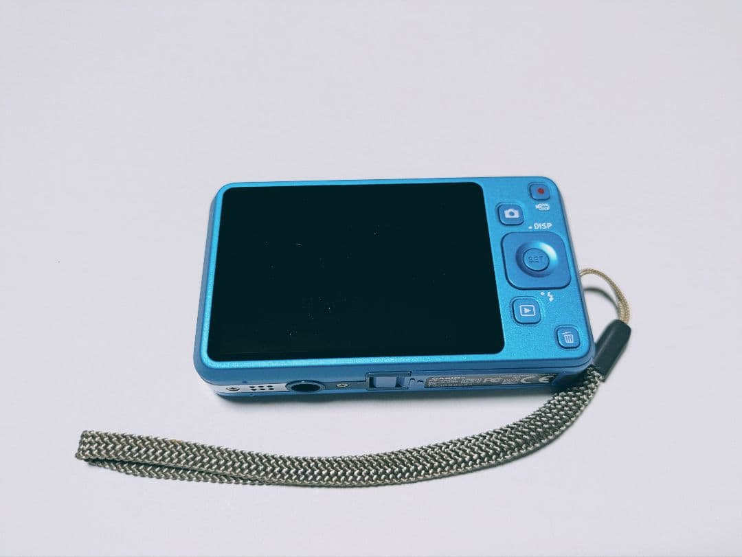 デジタルカメラ CASIO EXILIM ex-z800