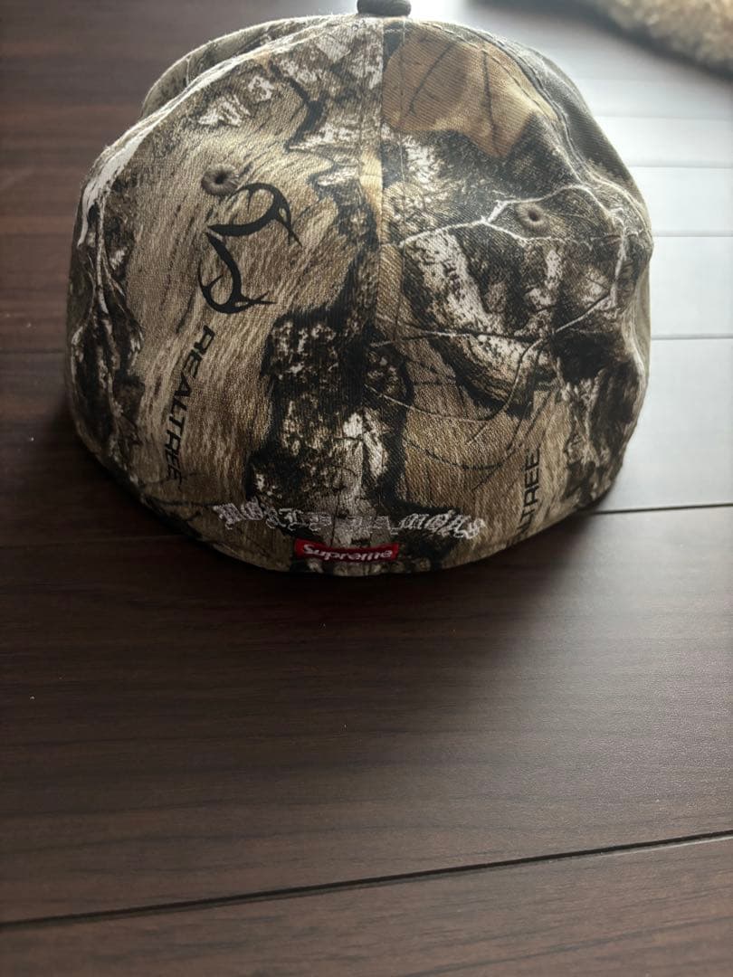 $*$様 Supreme Gold Cross S Logo New Era