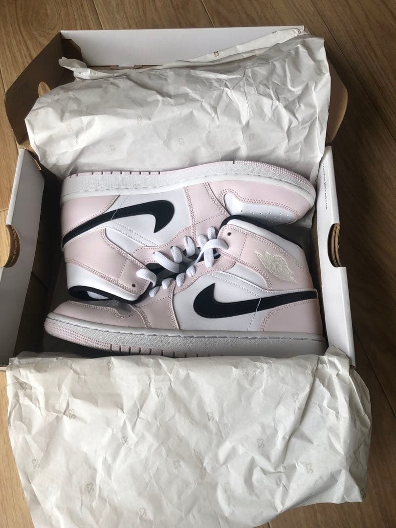 ひ*ん様 Nike Air Jordan 1 Mid ピンク-女性用