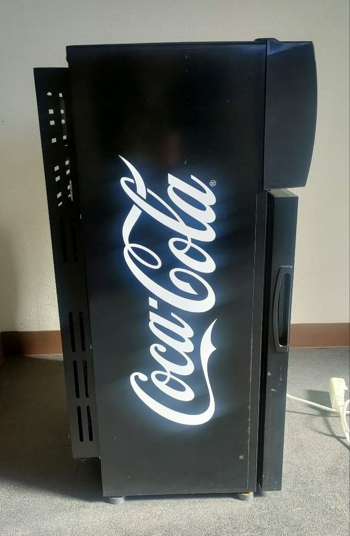 【ジャンク品】Haier　コカコーラ 冷蔵庫 非売品　ブラック