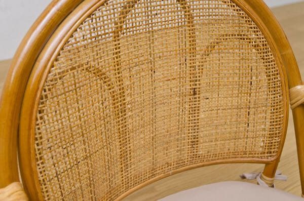 作りが丁寧です！回転する座椅子！！