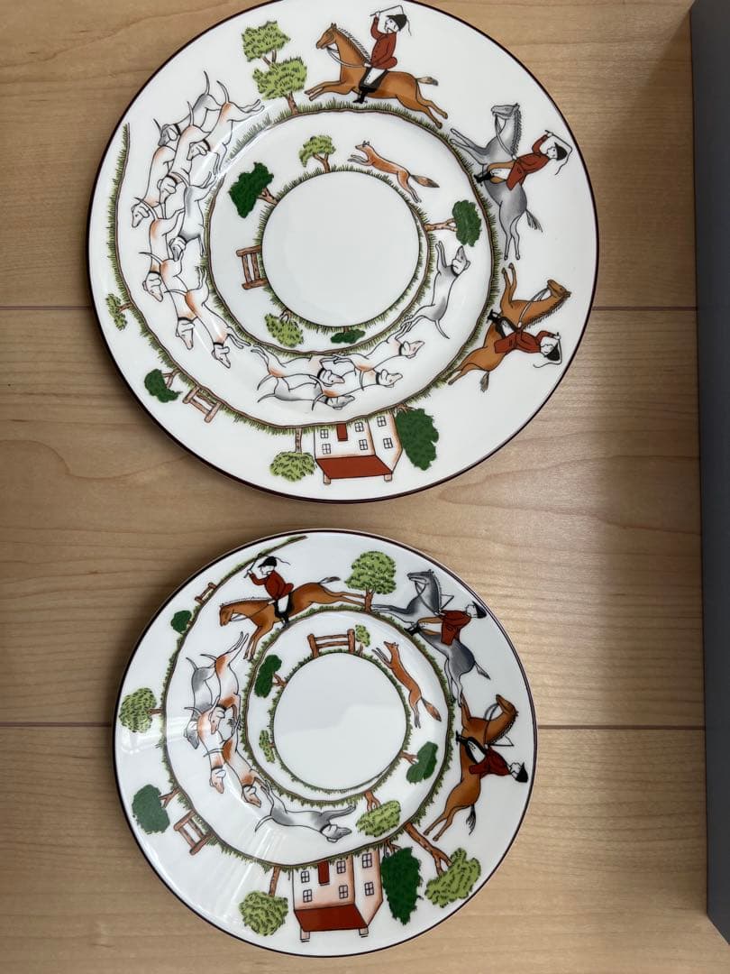 コールポート ハンティングシーン トリオ カップ&ソーサー デザートプレート